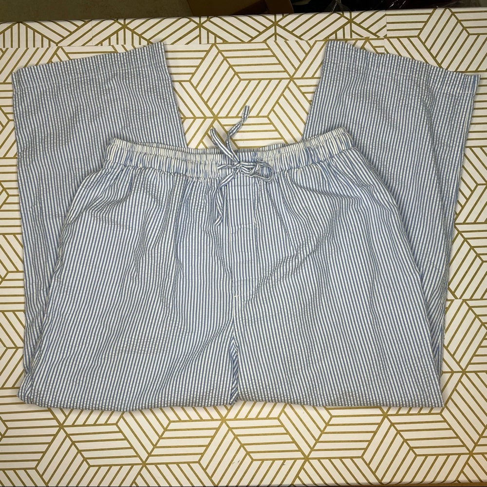 Brooks Brothers blue and white seersucker ankle pants